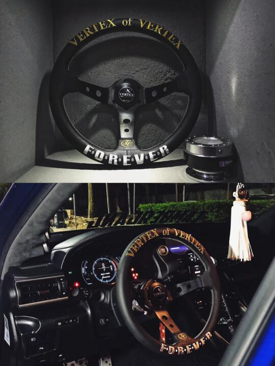 换上这个方向盘，开到法国都不嫌累。