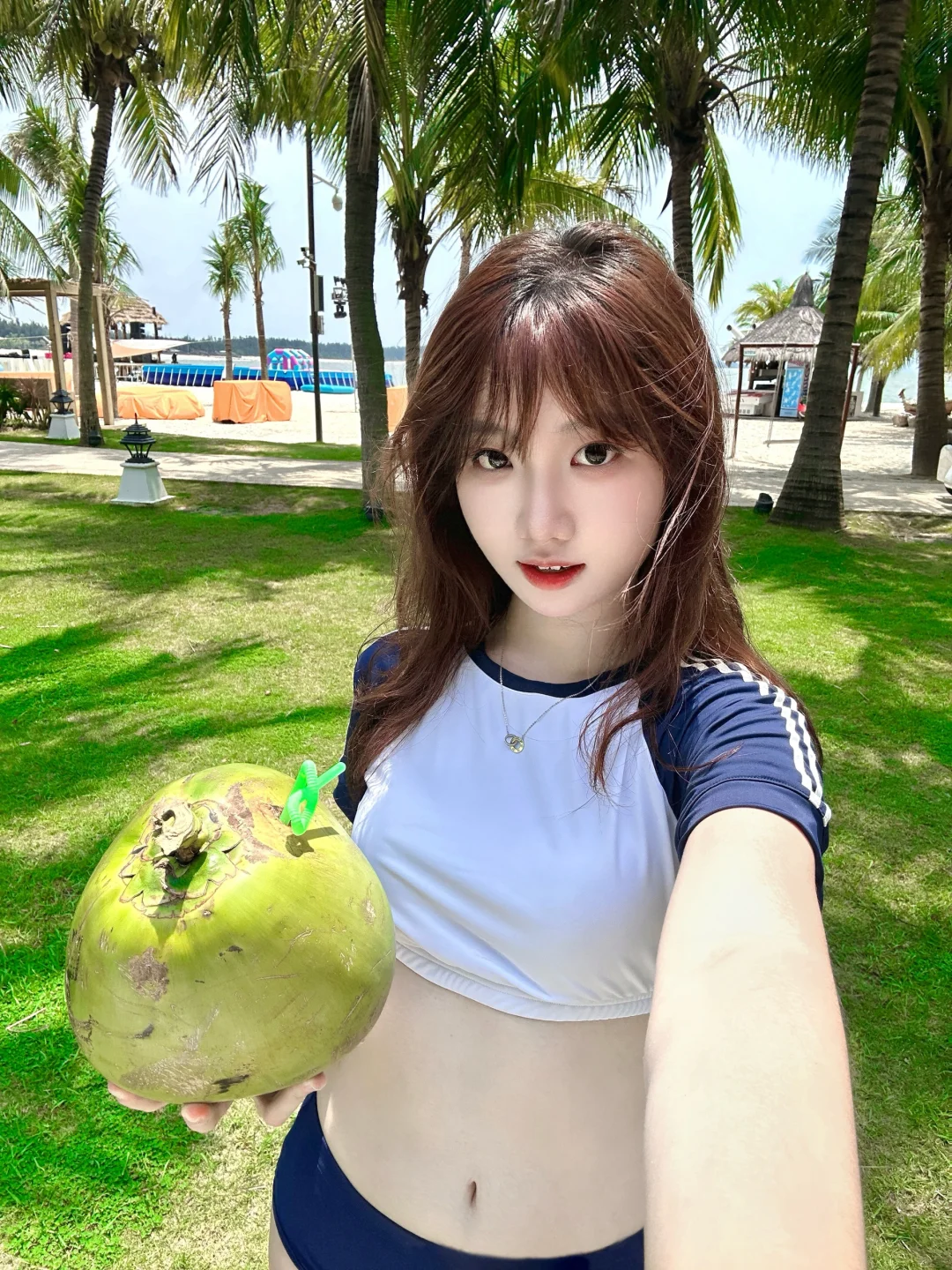 女大学生|新鲜夏日的光合作用