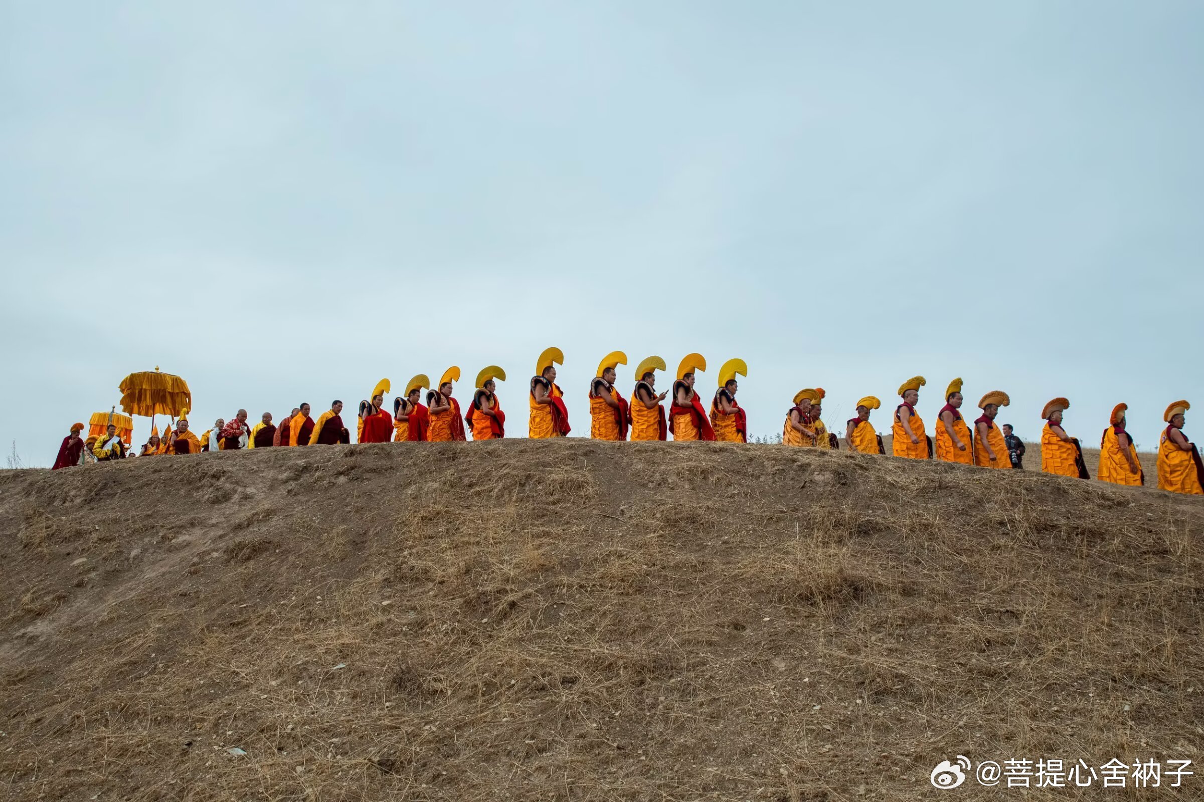 一念起，千山万水；一念灭，沧海桑田。万般烦恼，皆起于心，守住清净，日日安然。 