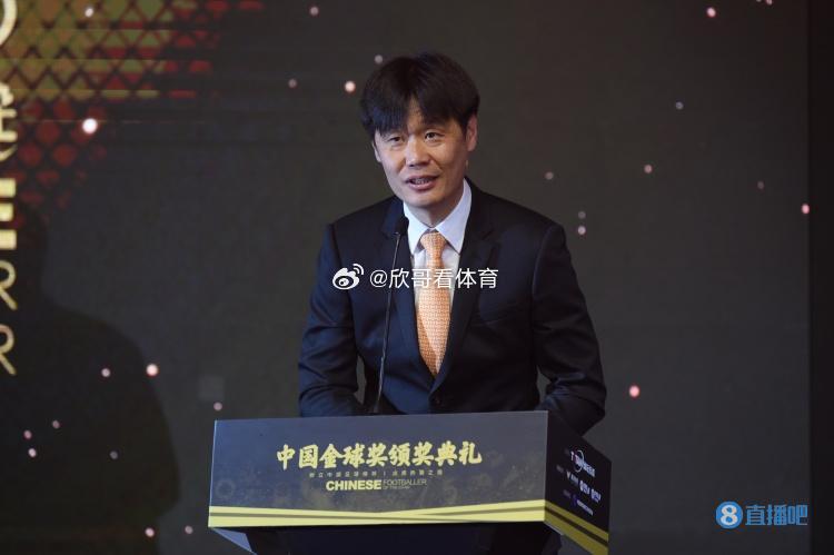 沧州雄狮主场迎战上海申花。比赛中申花队火力全开，踢得相对轻松，而沧州队则表现不佳
