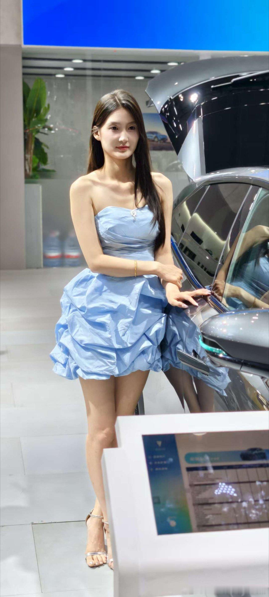 无锡熙盛源吃点小笼包，小笼包是甜的，你没看错，甜味的小笼包 