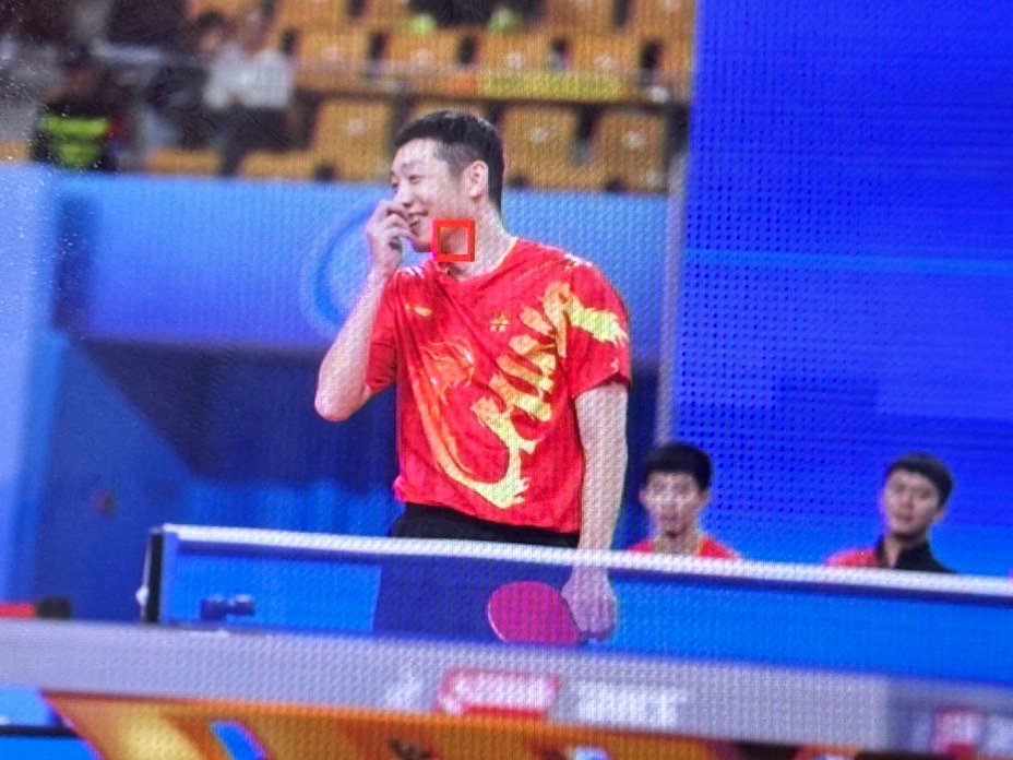 #许昕把自己打笑了#  不愧是为大家带来快乐的人民艺术家啊  ​​​