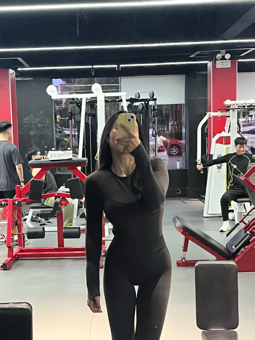 外面有谣言说我喜欢肌肉男，我澄清下……