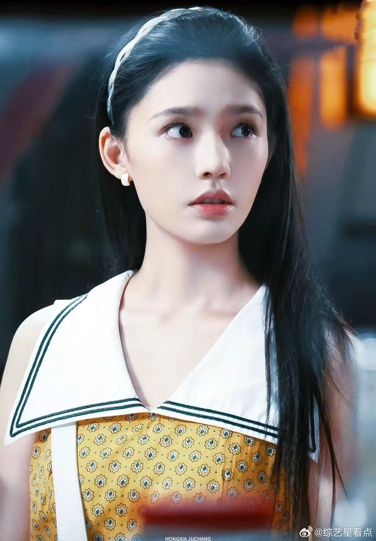 林允冬去春来人生镜头林允冬去春来好美被林允在《冬去春来》里的表现狠狠惊艳，自然舒