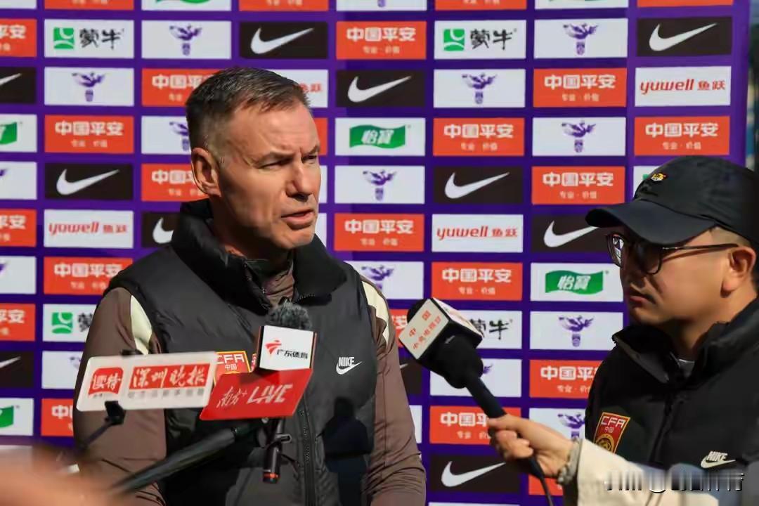 随着中国女足1：1战平乌兹别克斯坦，接下来不得不做出的三个改变！
1、主教练米利
