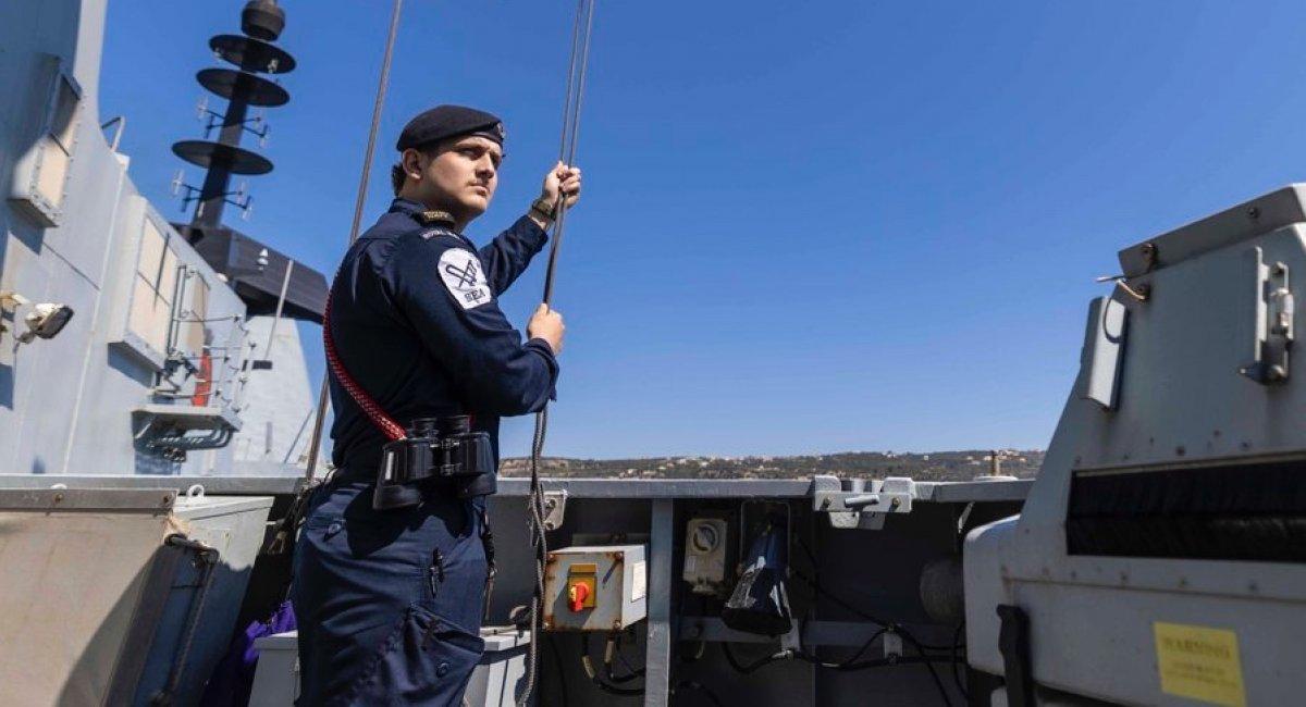 英国国防部：随着空中和海军任务的扩大，英国主办 44 国霍尔木兹安全会谈
英国召