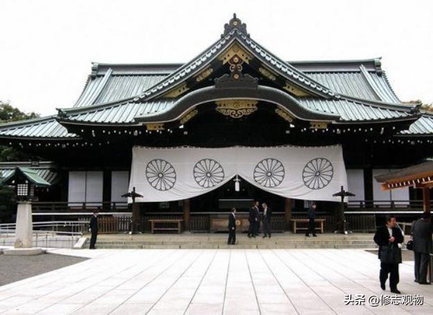 有同胞还问，靖国神社到底是不是“战犯神社”？答案很明确：当然是。
 
这不是情绪