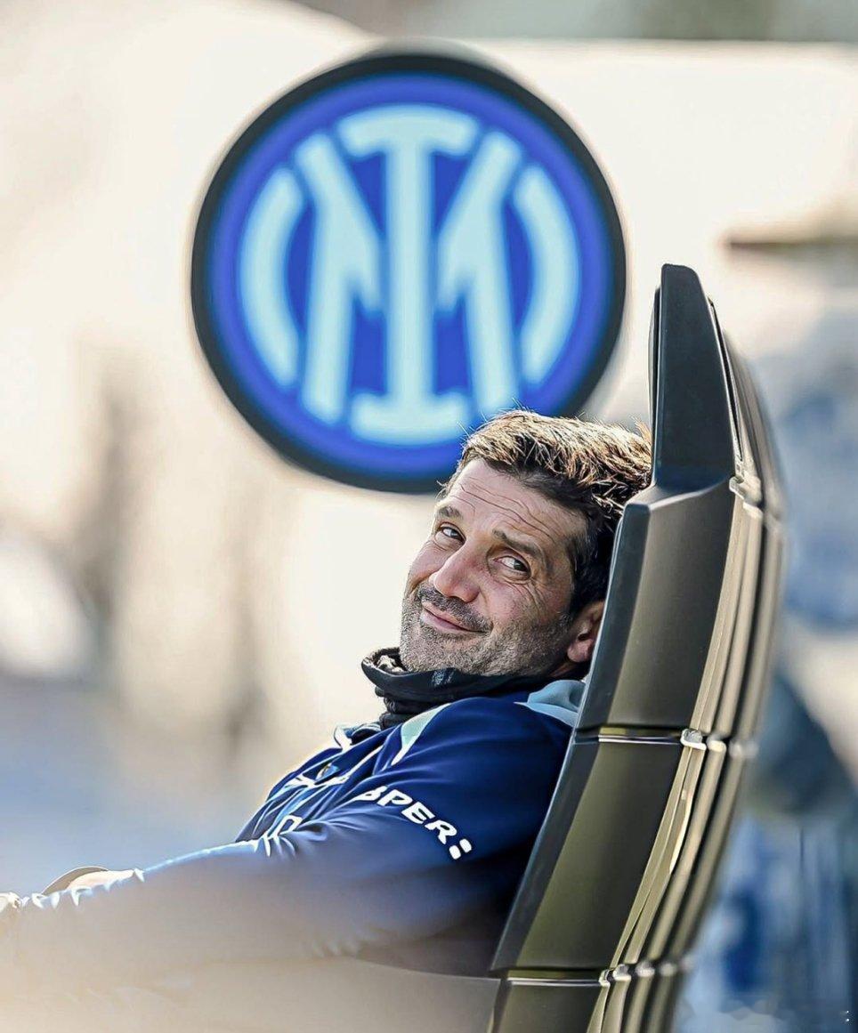 齐沃：“意甲联赛冠军？不，我要和阿莱格里和孔蒂一样只谈欧冠目标。所以我们现在仅仅