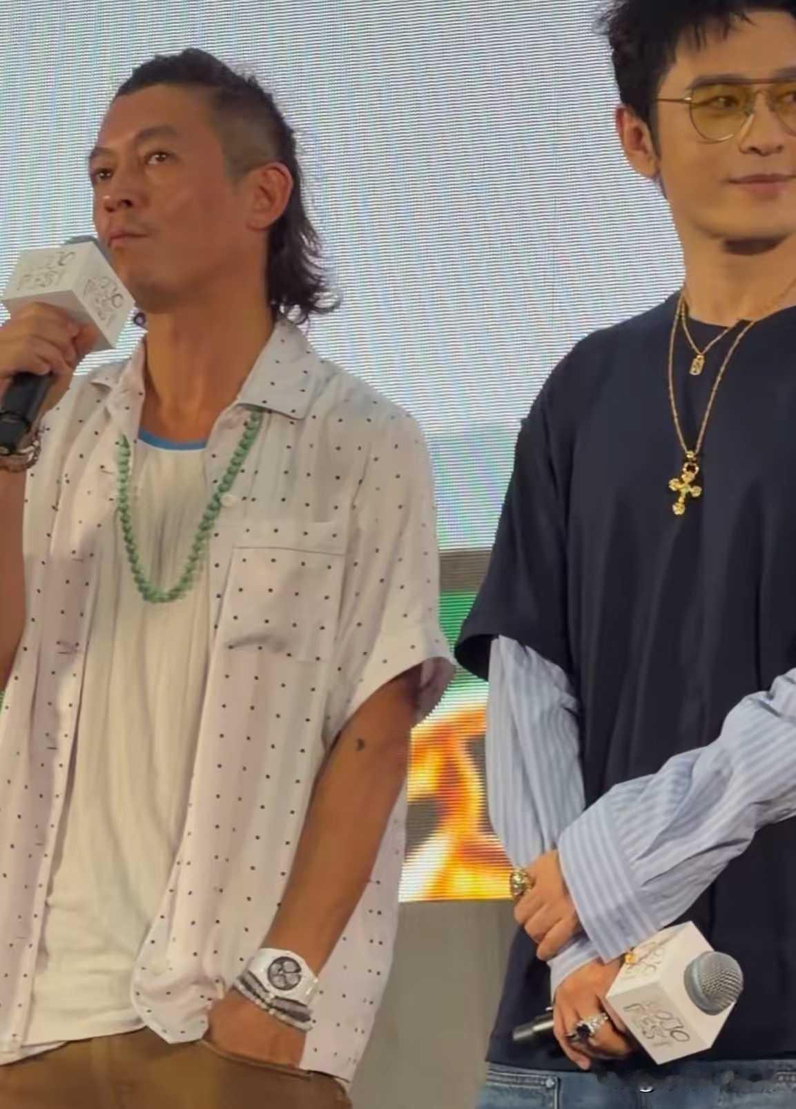 黄晓明和陈冠希同台，真是三十年河东三十年河西，如今陈冠希早已经退出娱乐圈，做着潮
