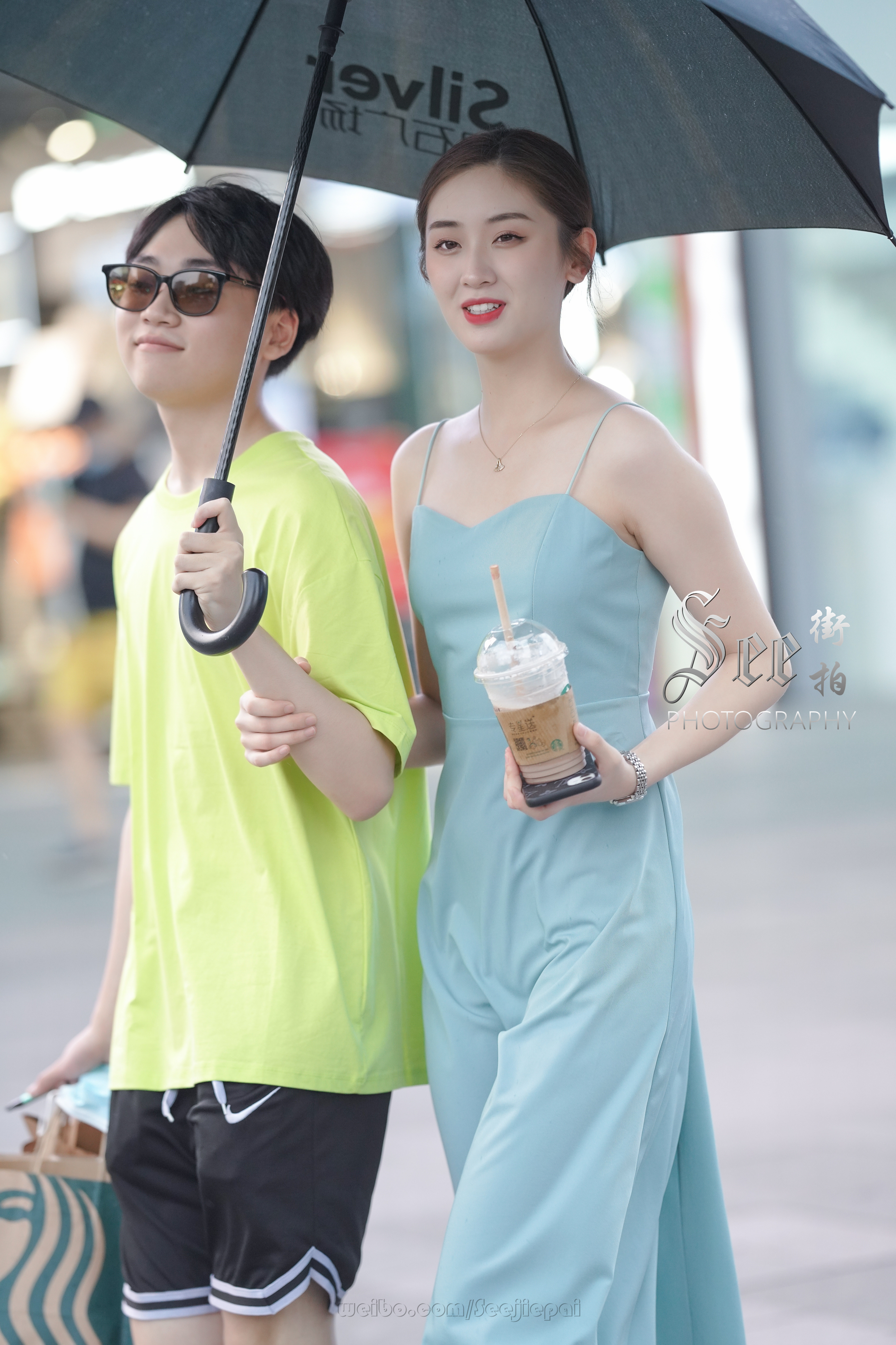 吊带长裙，清秀美丽~~ ​​​