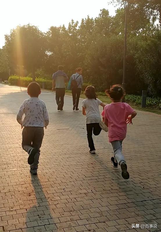 一位深耕家庭教育数十年的教育学家说过，孩子长大后有没有本事，从小的行为习惯和性格