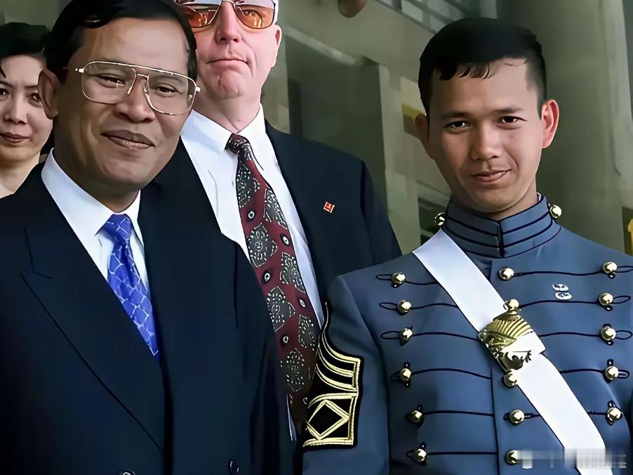 洪森之子，美国西点学成归来。不要德崇扶南运河不要老柬高铁，招惹泰国打不过。他上的