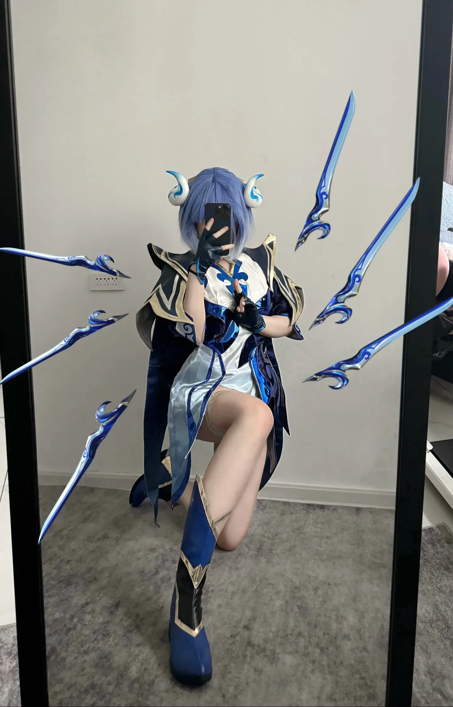 青花瓷刀妹如何呢？青花瓷刀妹