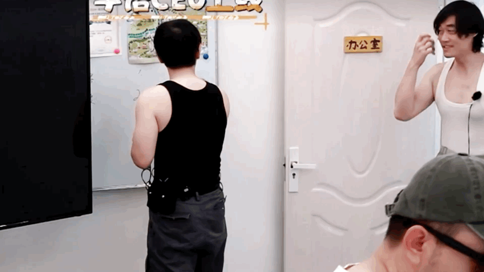 #白客我的哑巴新郎# 果然闭嘴做家务是一个男人最好的医美[笑cry][笑cry]