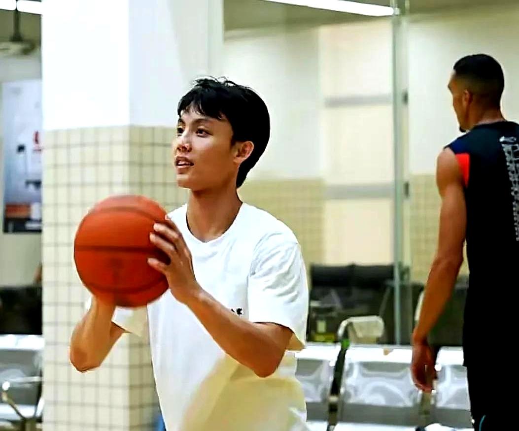 广东宏远休赛期的训练动态，最近藏都藏不住！全运会后球队重启训练，胡明轩暂时缺席，