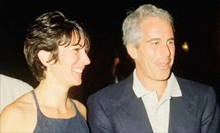 萝莉岛案新进展，美国公然包庇不起诉任何人，中国记者一语破局。

最近萝莉岛案又有