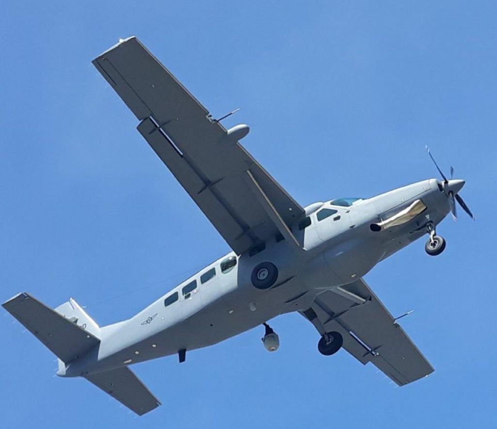 菲律宾3架小型飞机闯入黄岩岛领空，南部战区已经作出回应，根据南部战区空军新闻发言