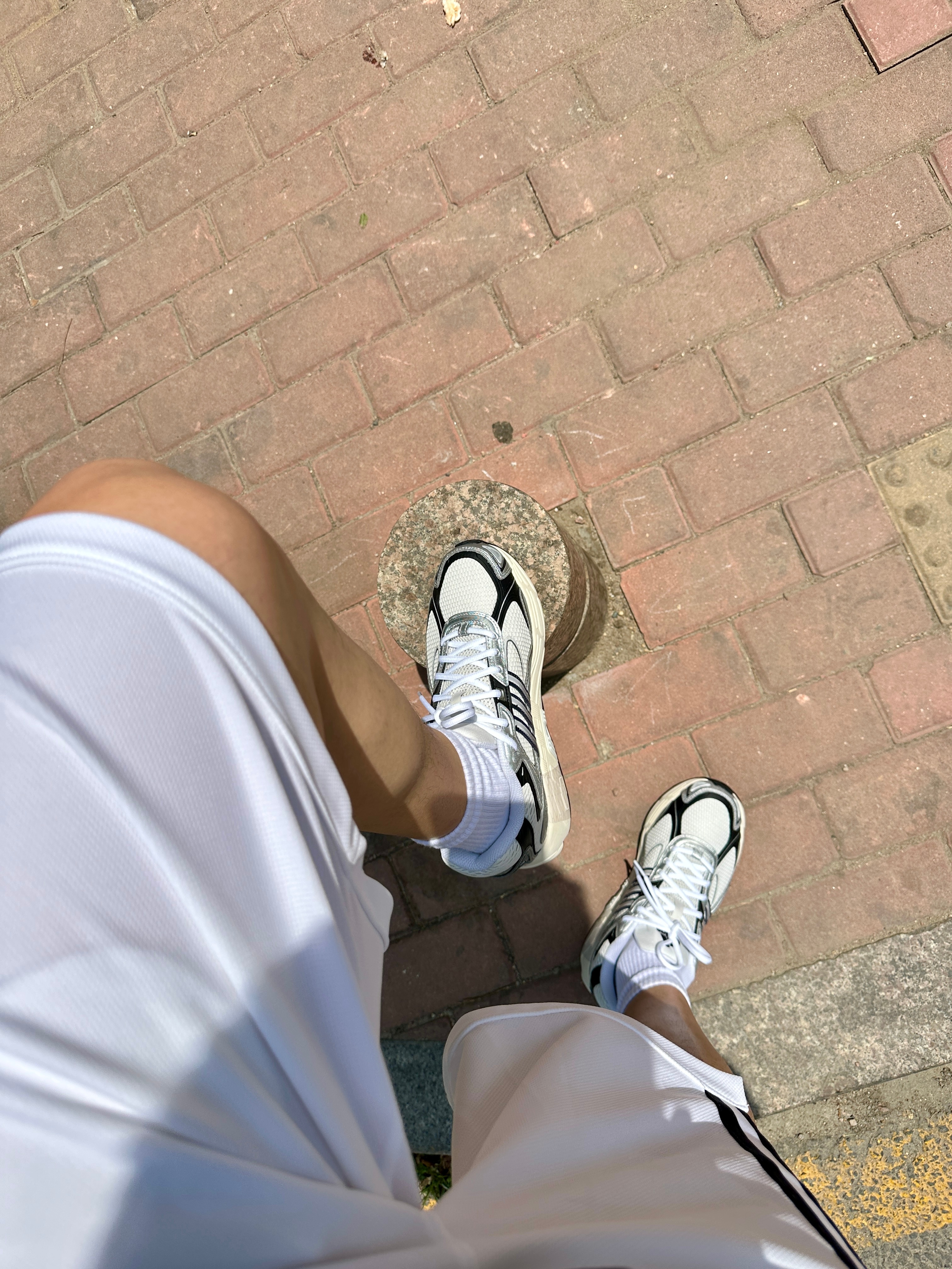 两年前的今天 还是白皮，现在乌漆嘛黑的，感觉不会在白回去了～哈哈 