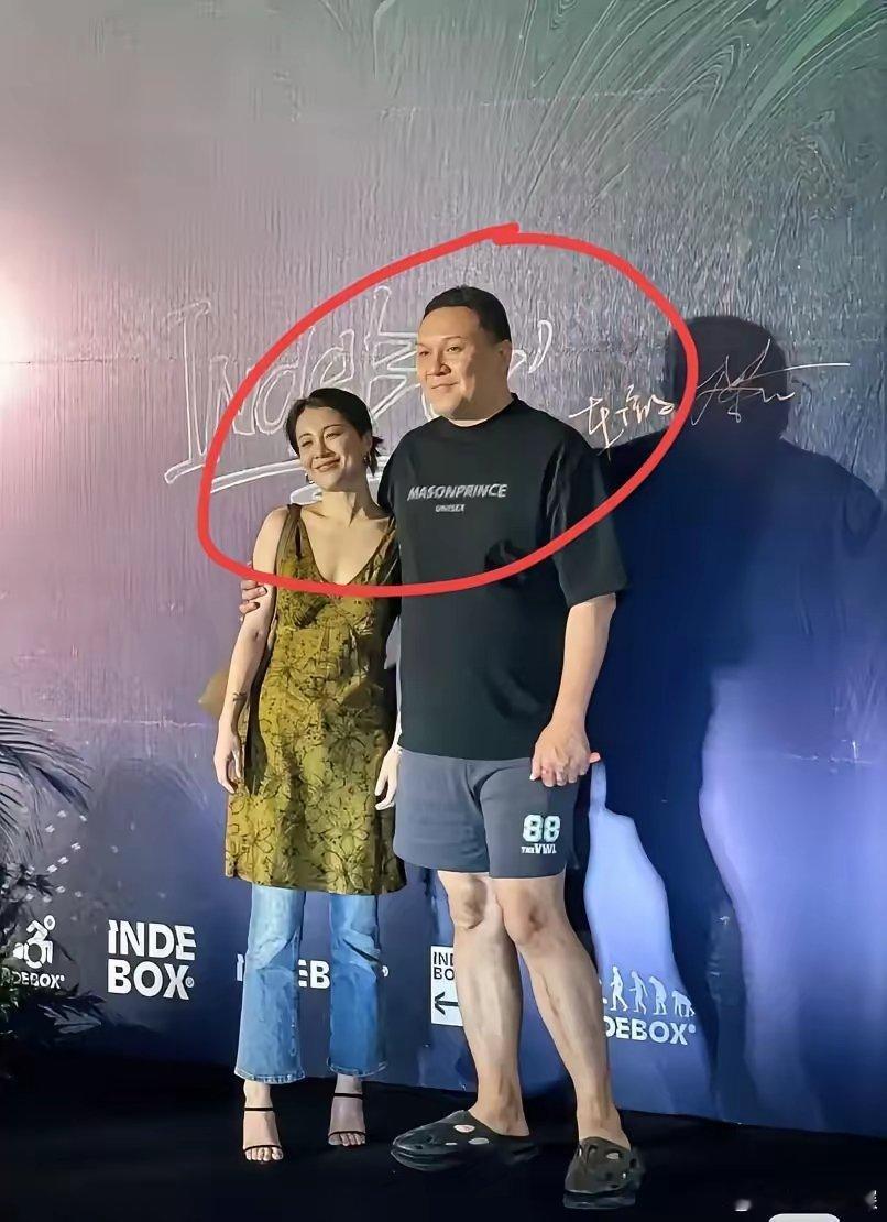 感觉车澈和李嘉格可能真的离婚了不是因为婆婆和妈妈关系不好也不是因为车澈有别人了，