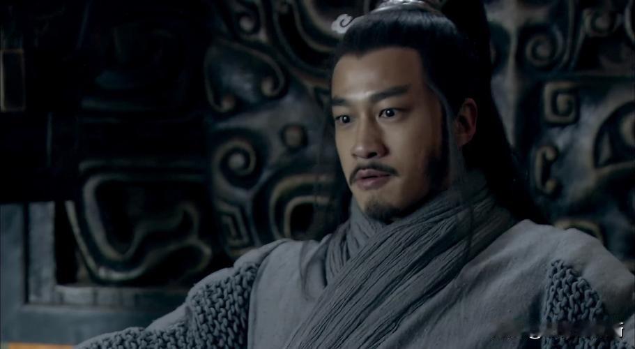 凡事就怕对比！刘邦在关中的人气如此之高，都仰仗同行的全力衬托
那么这个同行指的是