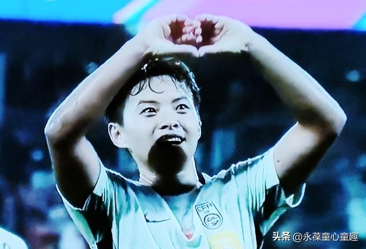 中国女足2-1战胜朝鲜女足，晋级女足亚洲杯八强！
 
 
北京时间3月9日，20