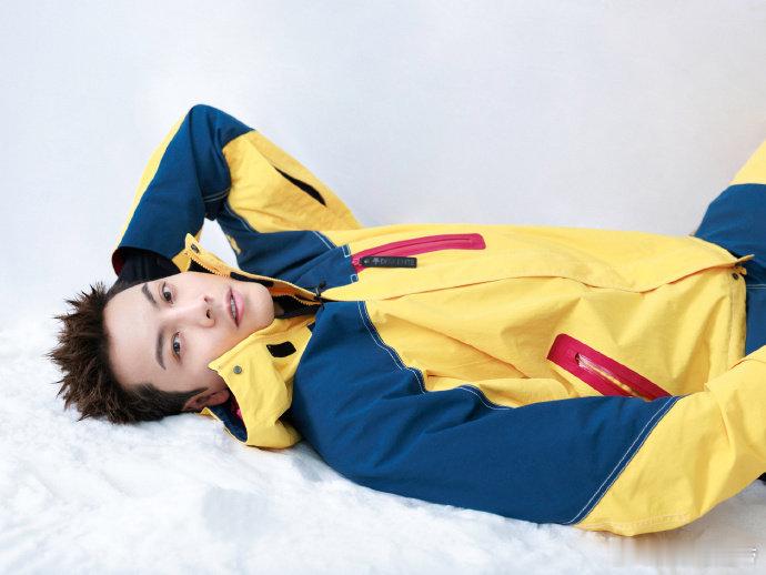 陈伟霆满40减20 陈伟霆是吃了“时光胶囊”吗？生图都帅得没朋友，和十年前一样英