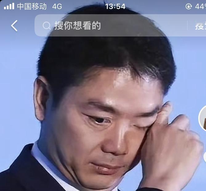 刘强东估计要几天睡不着了
京东在法国巴黎的仓库被人全部搬空了，损失3个小目标，监