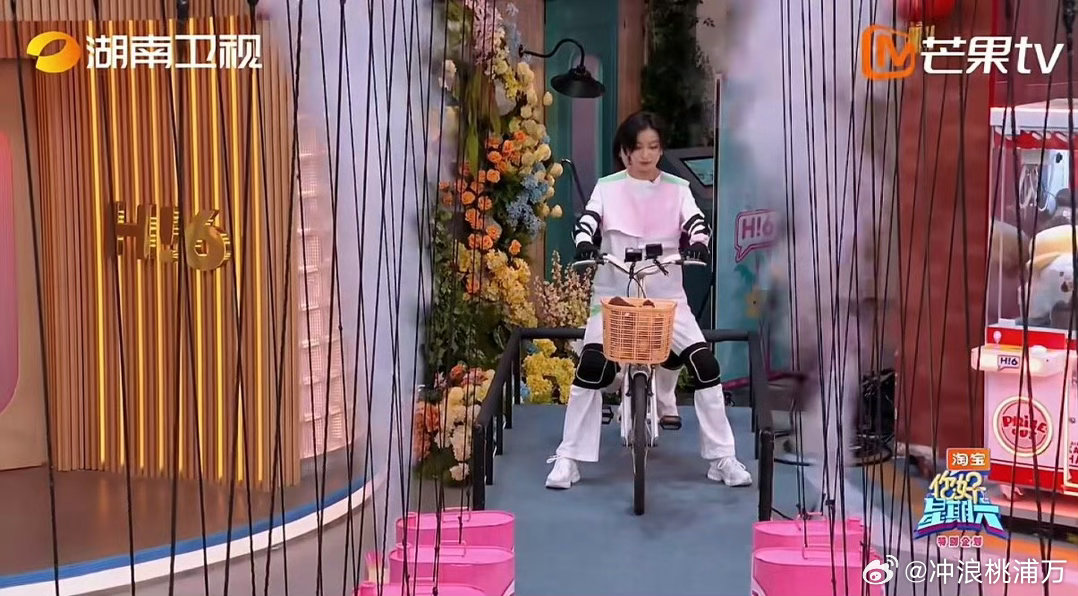 倪妮稳稳的很让人安心倪妮好稳！带着刘雅瑟精准避开了所有障碍物最后稳稳通关，俺也想