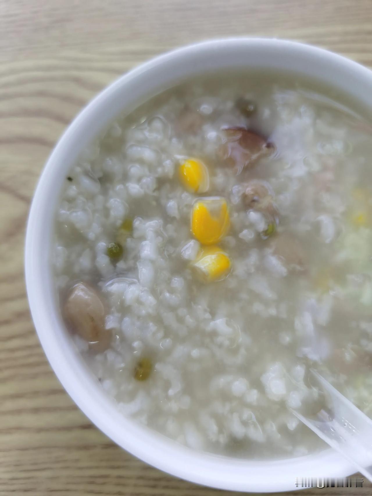 在你老家，"吃粥"的方言怎么说今天是12月初八，俗称腊八节，让我想起小时候奶奶说