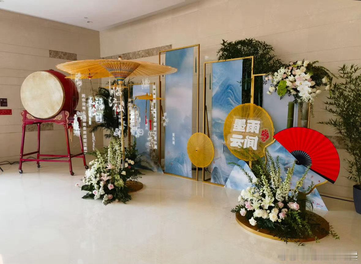 近两年各平台开庆功宴的剧集，看过哪部？双平台： 与凤行，猎罪图鉴2，逐玉🐧： 