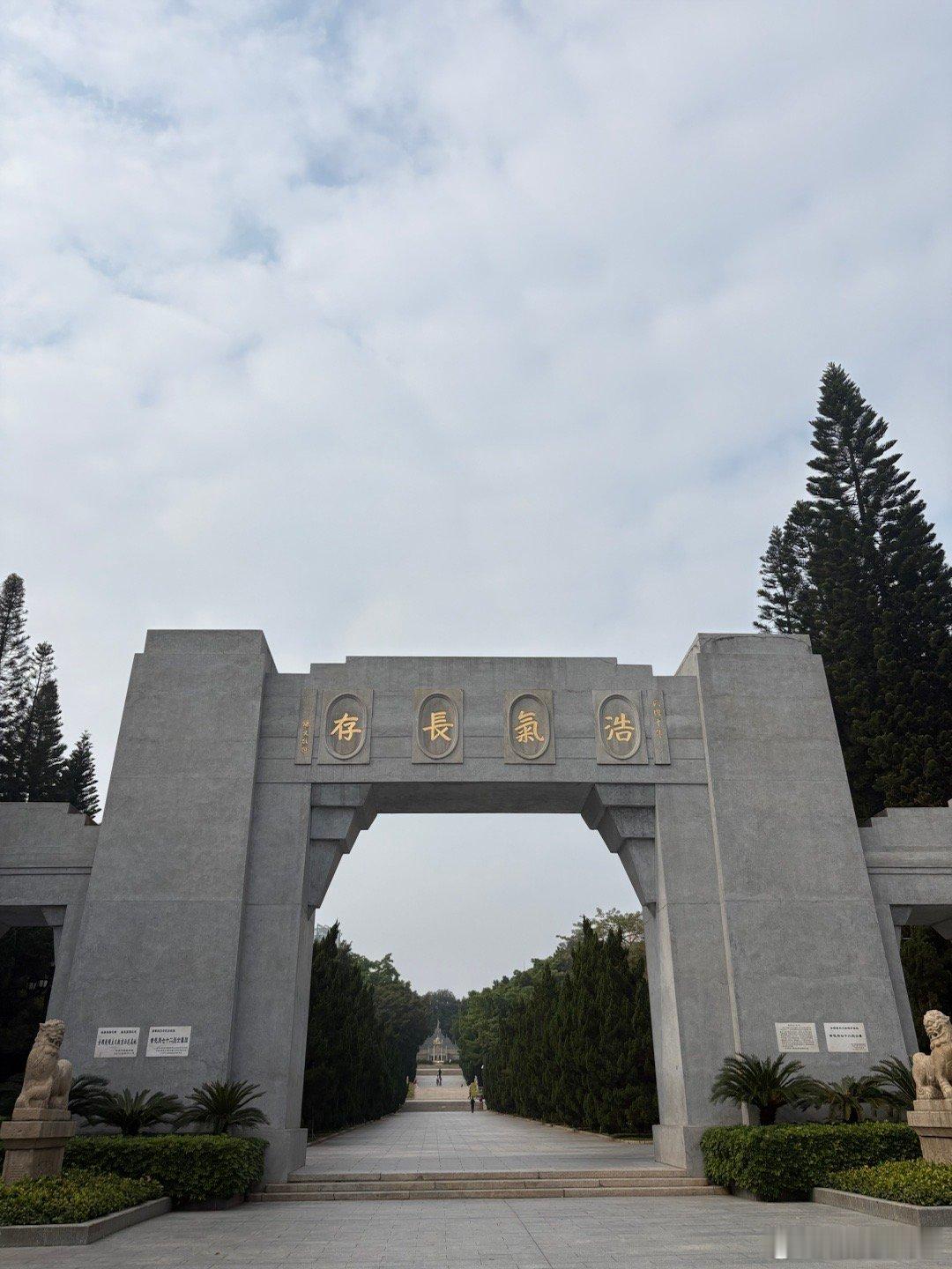 “身经百战”这个词过时了，应该改改。现在首战即决战。应该改为：“身经百决战” 