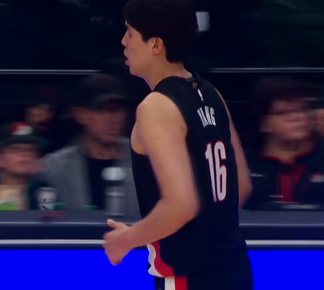 这就换下去了？ 森林狼vs开拓者 ​​​