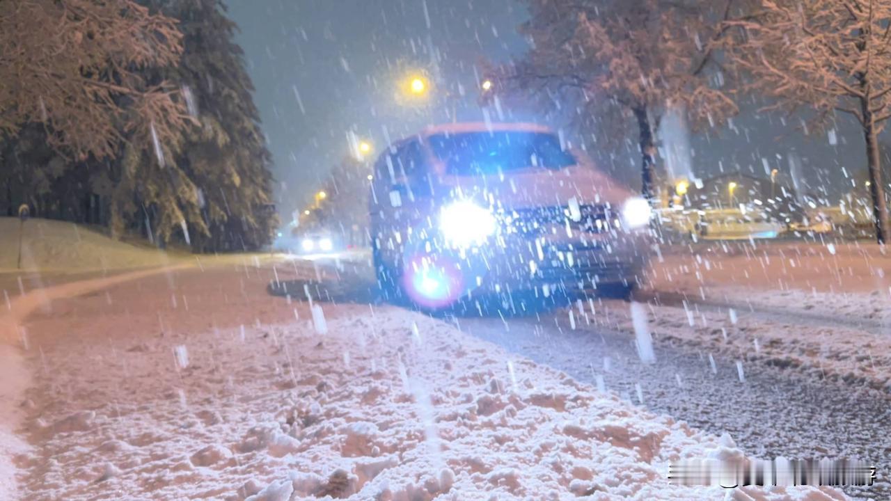 【主显节周末后，芬兰迎来降雪】
芬兰的主显节假期初时天气颇为干燥，然而随着假期渐