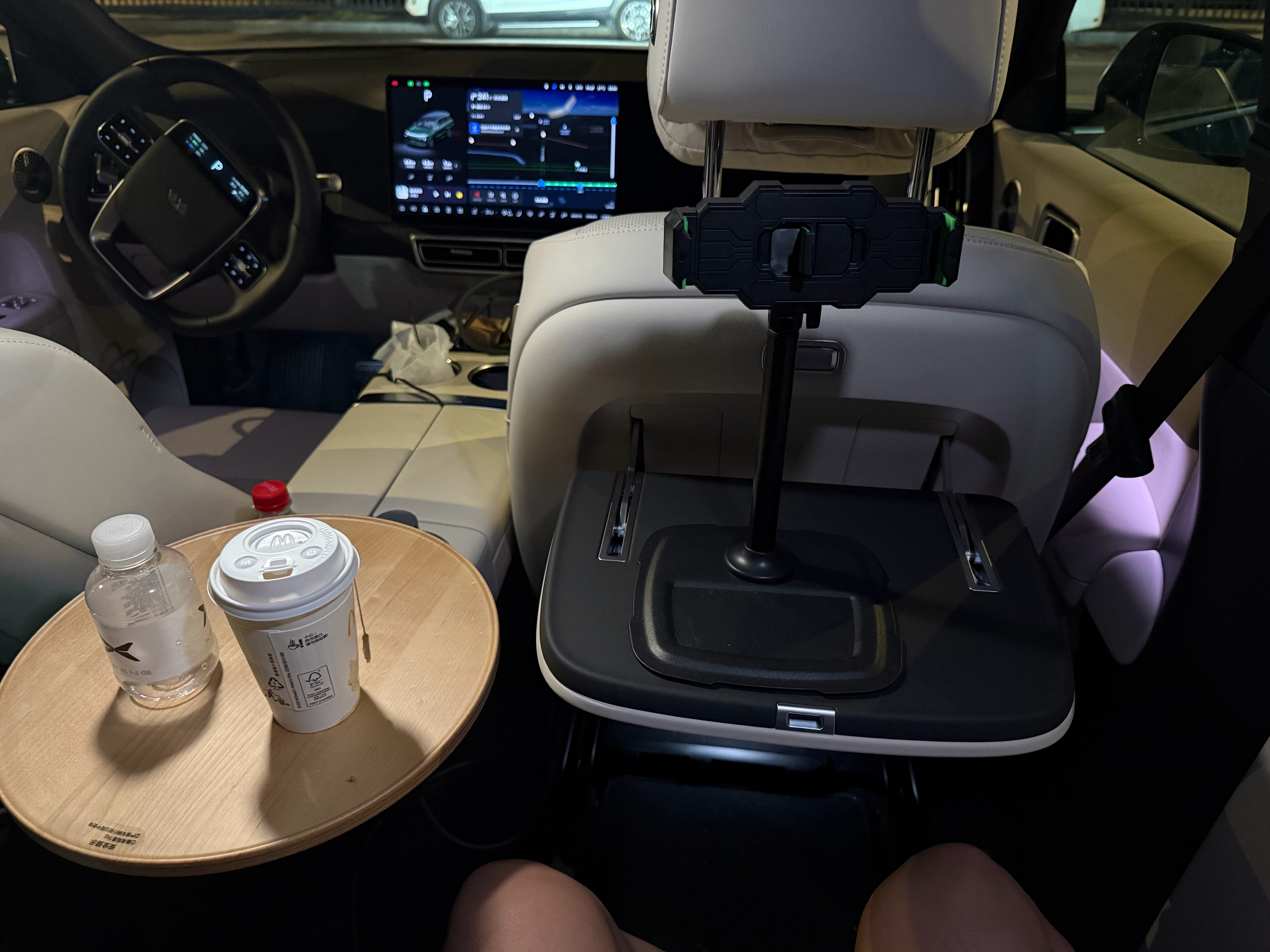 兄弟们，我这个移动直播间还行吗～再推荐一波想子的悠然小桌板，真好用，储（放）物空