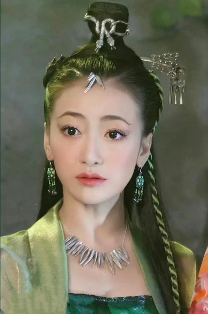 赵雅芝陈紫函同框赵雅芝陈紫函合照 救命！这是什么神仙同框！赵雅芝的白素贞和陈紫函