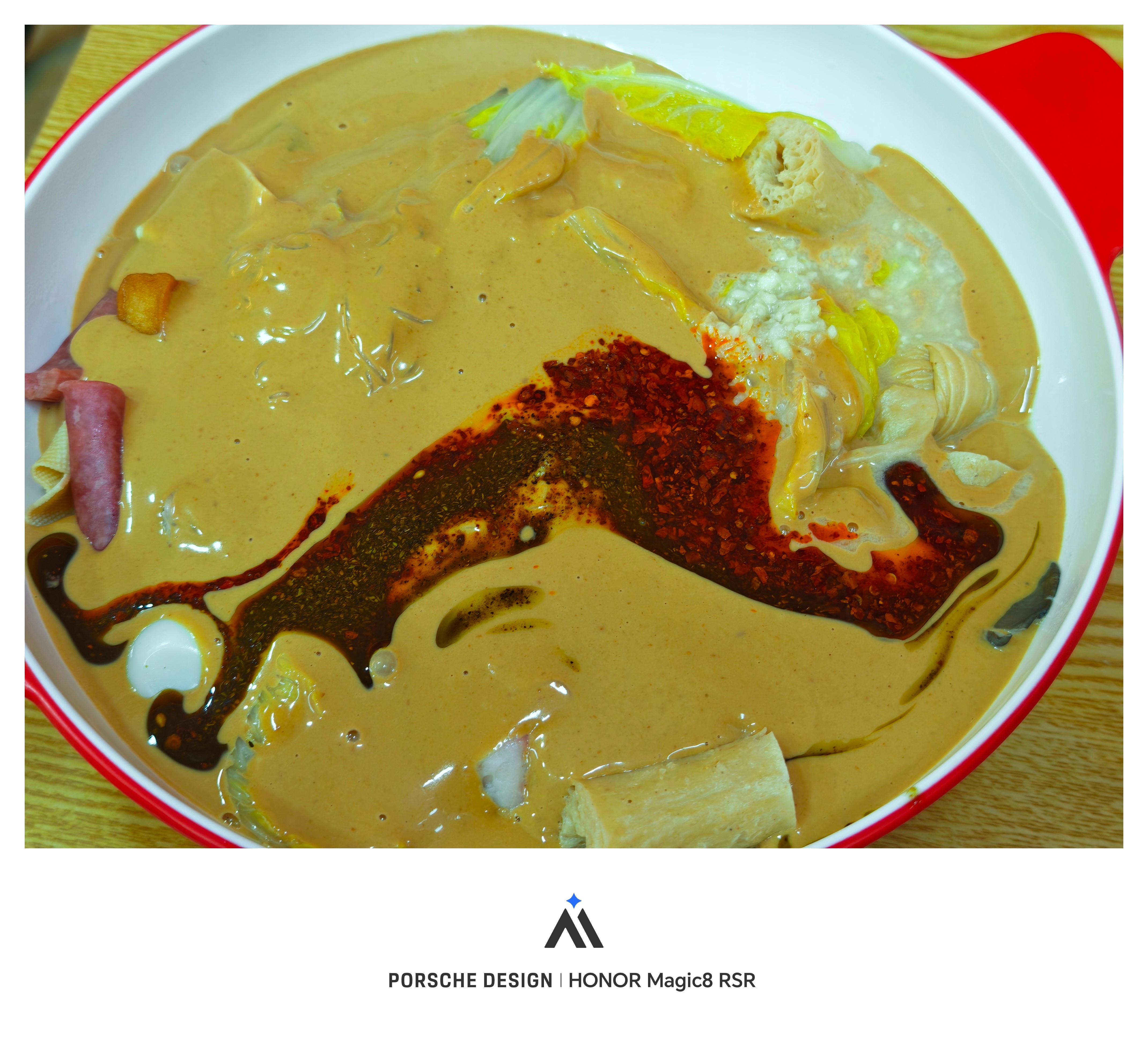 麻辣烫里最拉的菜每周三送孩子上课来，基本上都会吃旁边的这家麻辣烫，麻酱料拌的特别