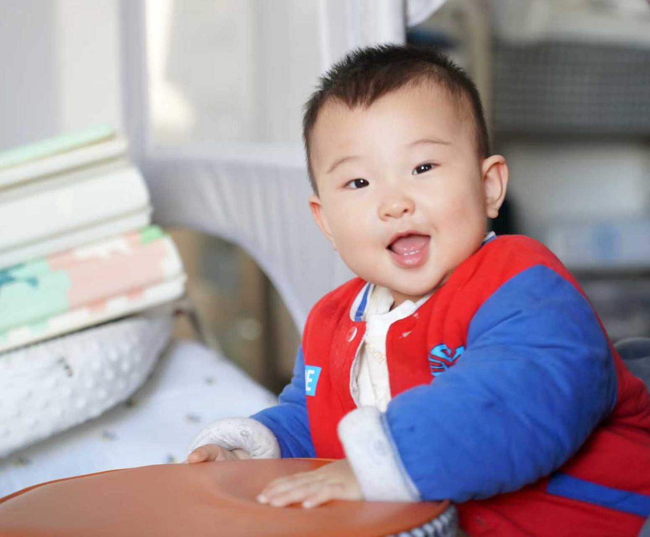 热搜榜上最甜甜的开心一刻，抓拍技术超厉害了！