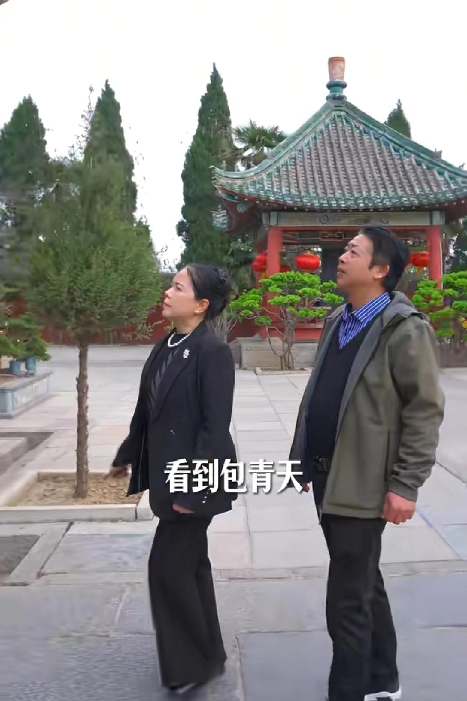 柴桑大姐直播明确表示：触及底线绝不退让！一身正气，坦荡做人绝不妥协
 
许姚一家