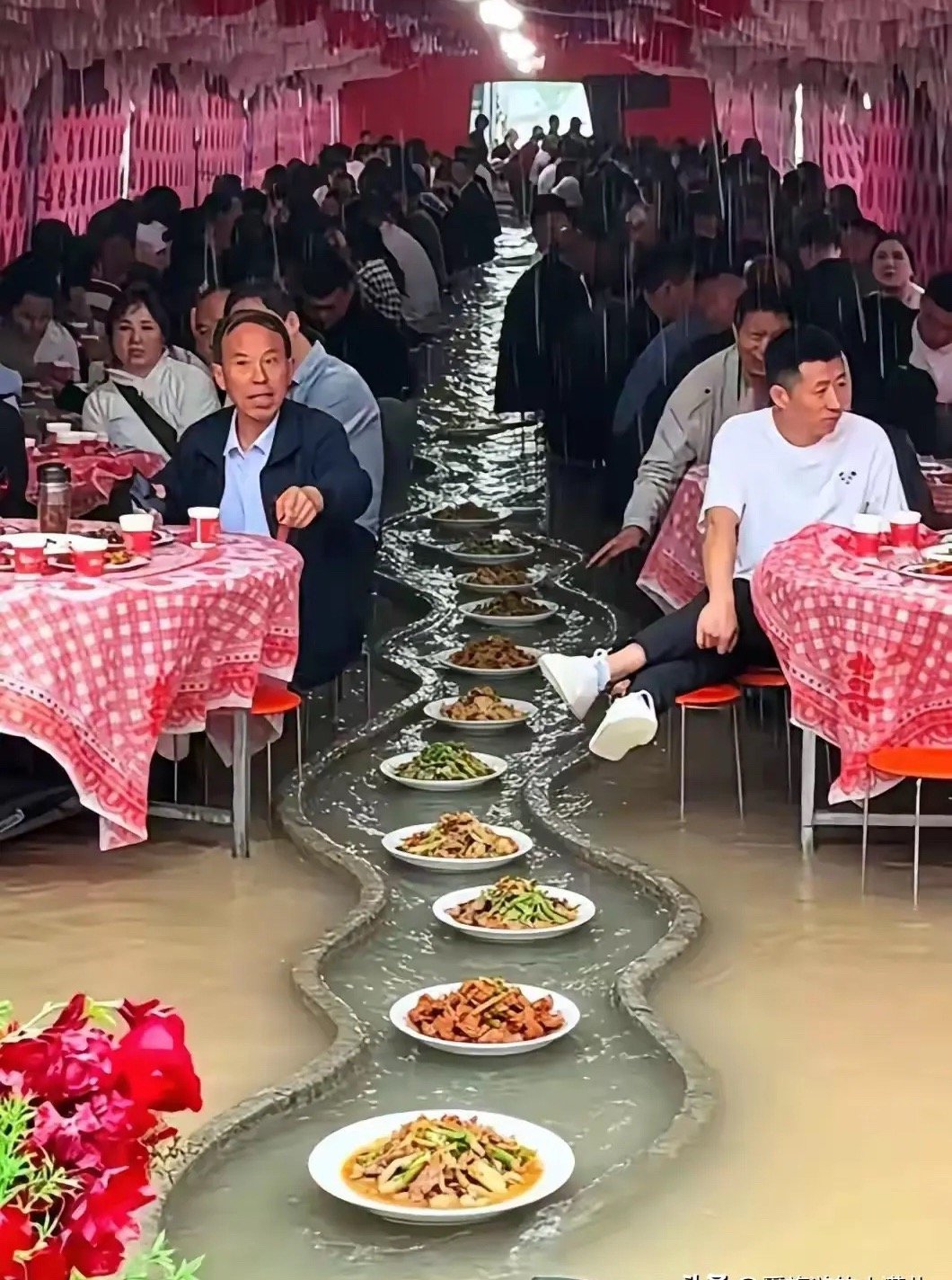 这是哪个地方的流水席？你们敢去吃吗 