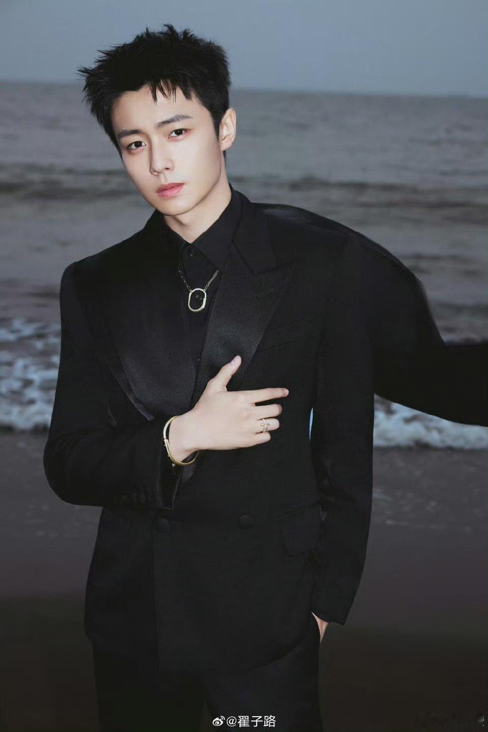 男明星尖叫之夜红毯造型出图男明星尖叫之夜造型出图 翟子路出图啦