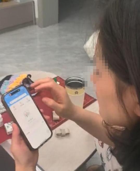 你听过最离谱的失业金被拒理由是什么？

安徽刘女士去领失业金，系统一查：

名下