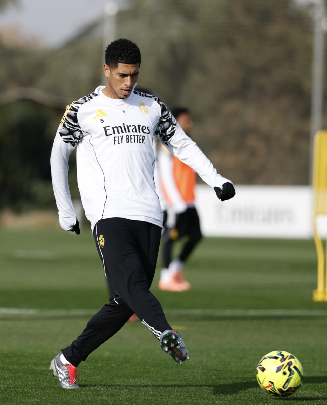 app＆快拍更新前几天的小伤有点烦人，现在已无大碍。让我们在西甲赛场重回正轨！H