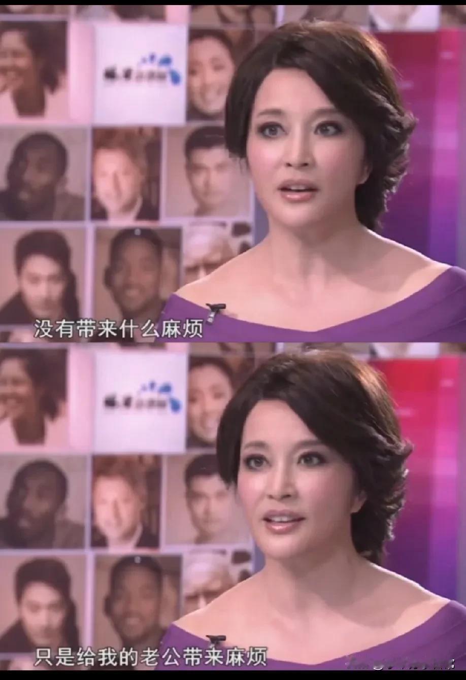 之前刘晓庆被搭档爆料离婚有八个小男友，现在狗仔又爆出聊天记录和炸裂语音[不看]。