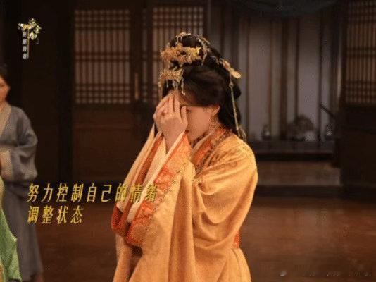 嫁金钗花絮毛林林掩面痛哭这段看花絮才懂这场认女戏有多戳人。毛林林刚上前想拉住魏娆