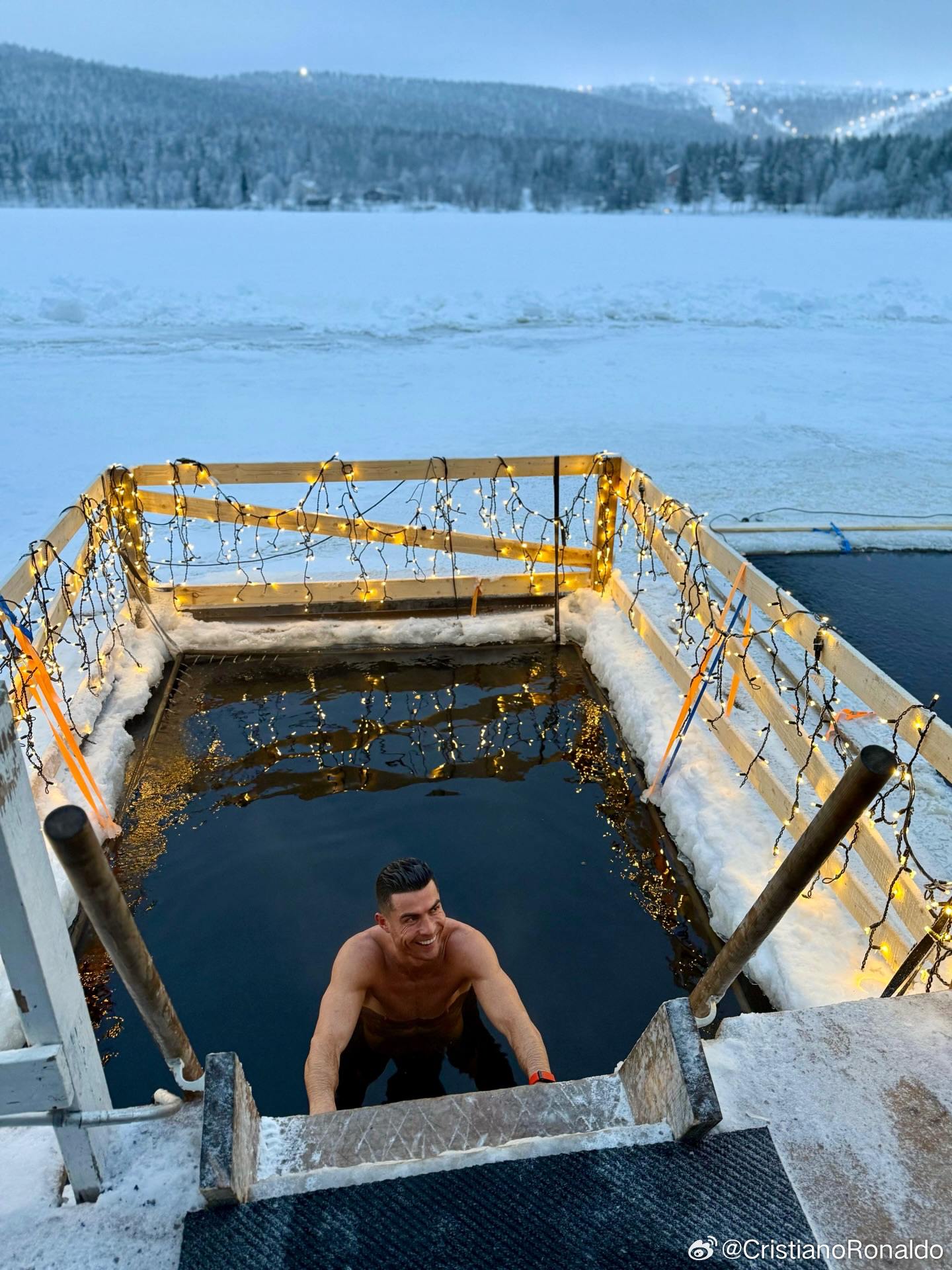 有点东西🥶😁Throwback 🥶😁C罗