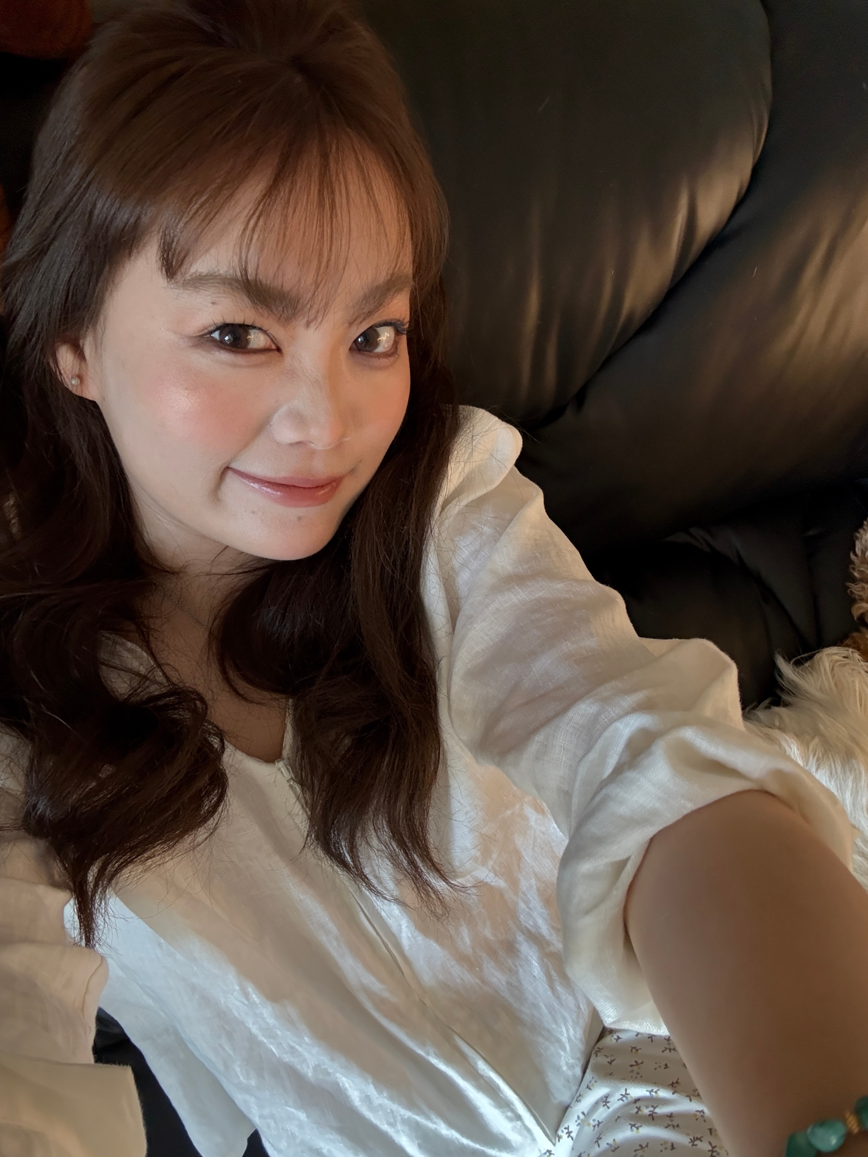 林老师回自己家了 美眉和两狗一猫的独居又开始惹！！ 
