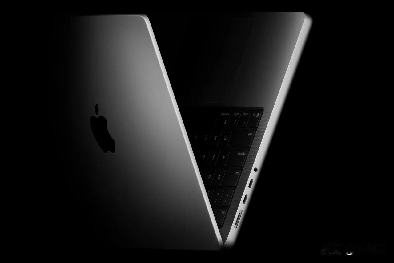 苹果入门款 MacBook Pro 或将重新设计

苹果正在开发改版入门款 Ma