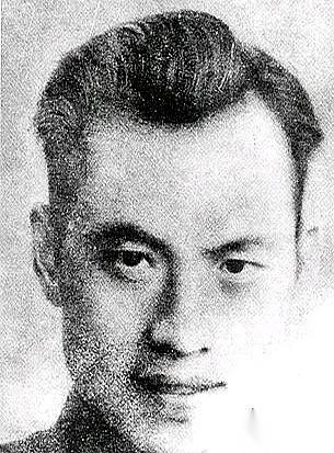 “天快亮了，你剩的时间不多了。”
说这话的人，十个指头血肉模糊，刚从一大块融化的