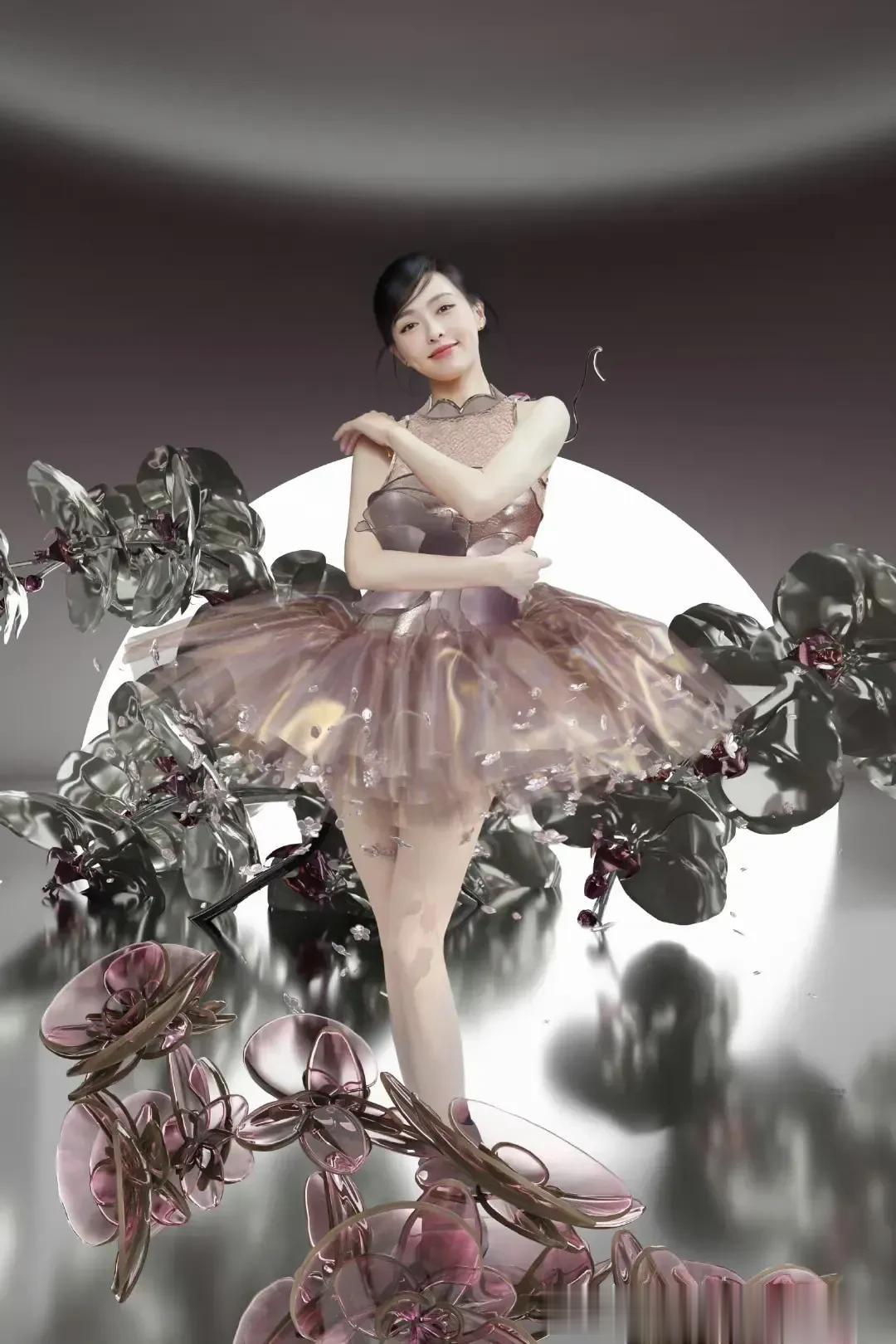原来明星老了也喜欢花花绿绿的照片！唐嫣40了！
