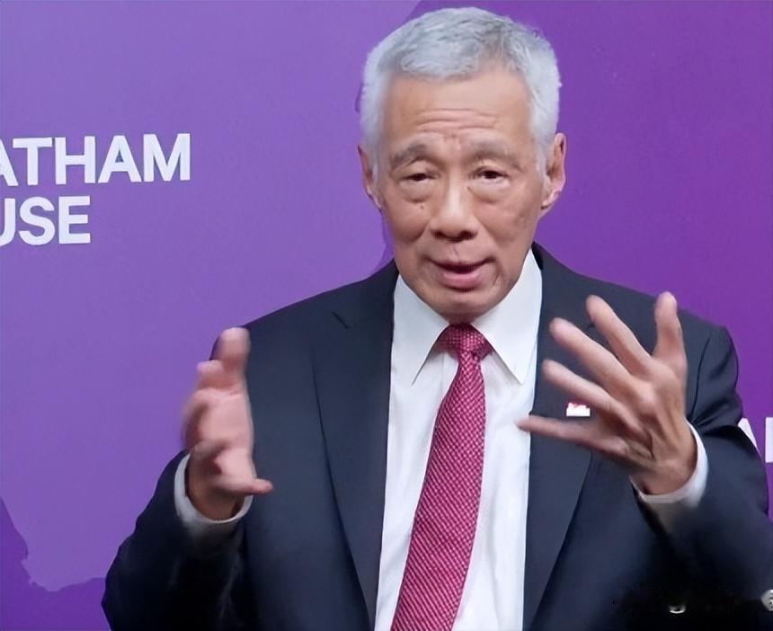 李显龙放言：“印度经济必将超过中国！”[灵光一闪][可爱][害羞]
弹丸之地的新